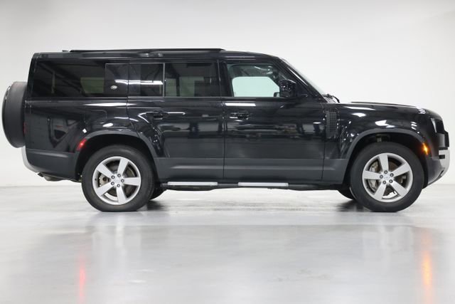 Used 2023 Land Rover Defender 130 SE image 20