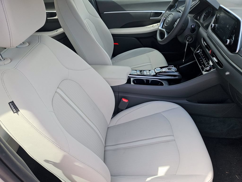 Used 2023 Hyundai Sonata SE FWD image 10