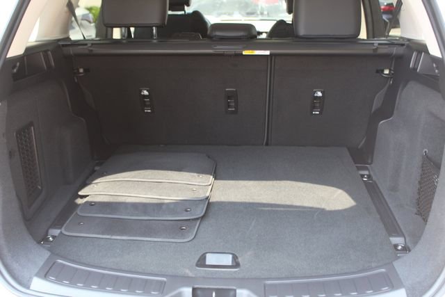 Used 2024 Land Rover Discovery Sport S image 25