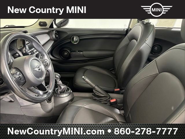 Used 2015 MINI Cooper 2-Door Hardtop FWD image 9