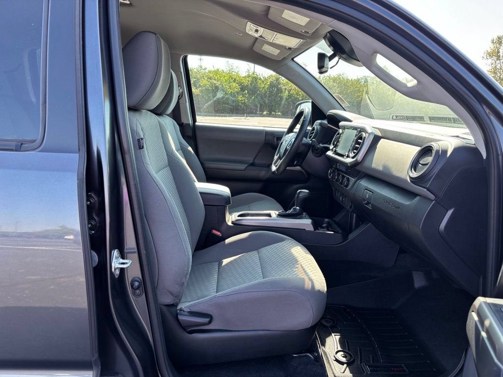 Used 2023 Toyota Tacoma SR5 AWD/4WD image 20