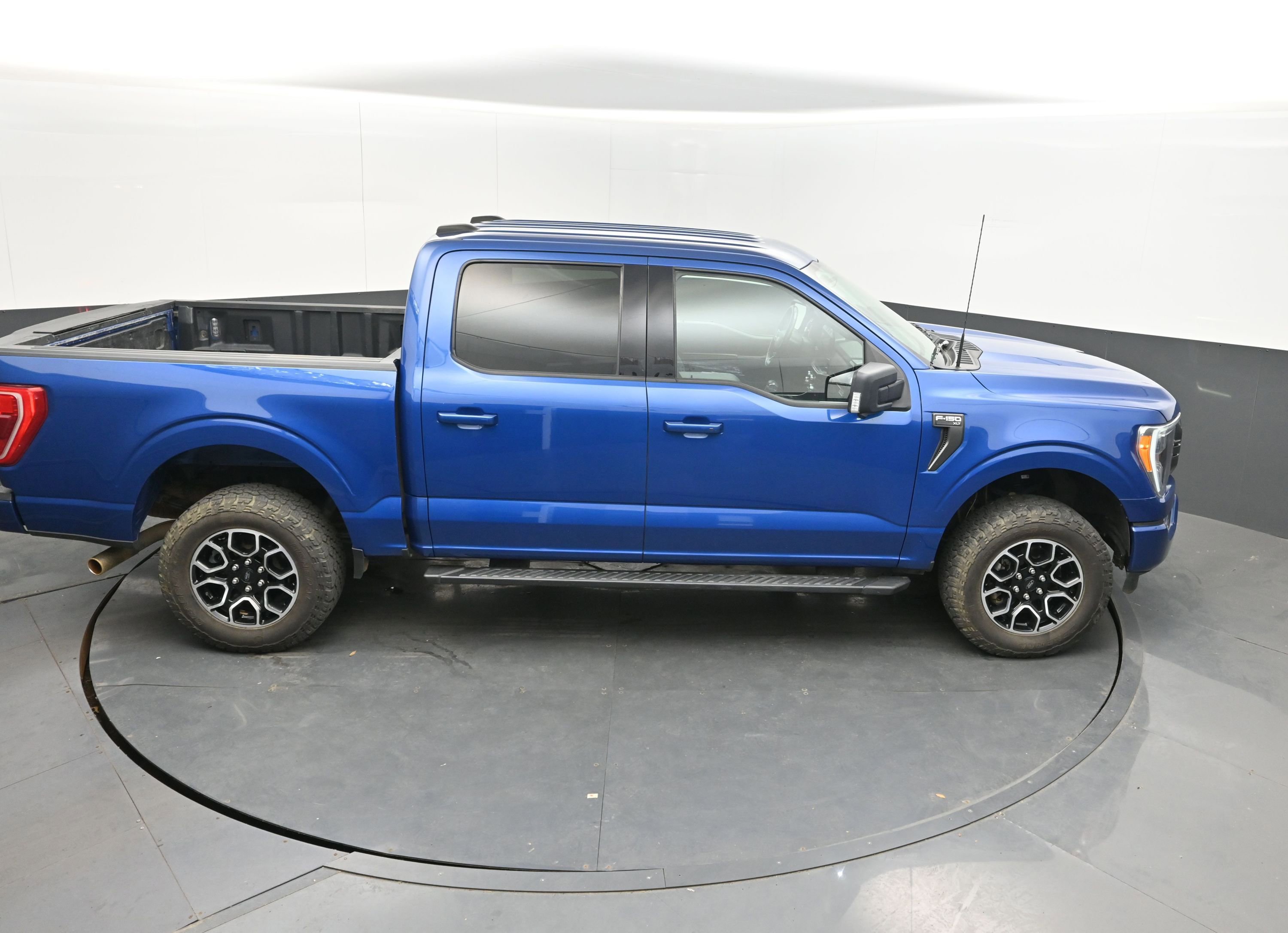 Used 2023 Ford F150 XLT w/ Equipment Group 302A High AWD/4WD image 40