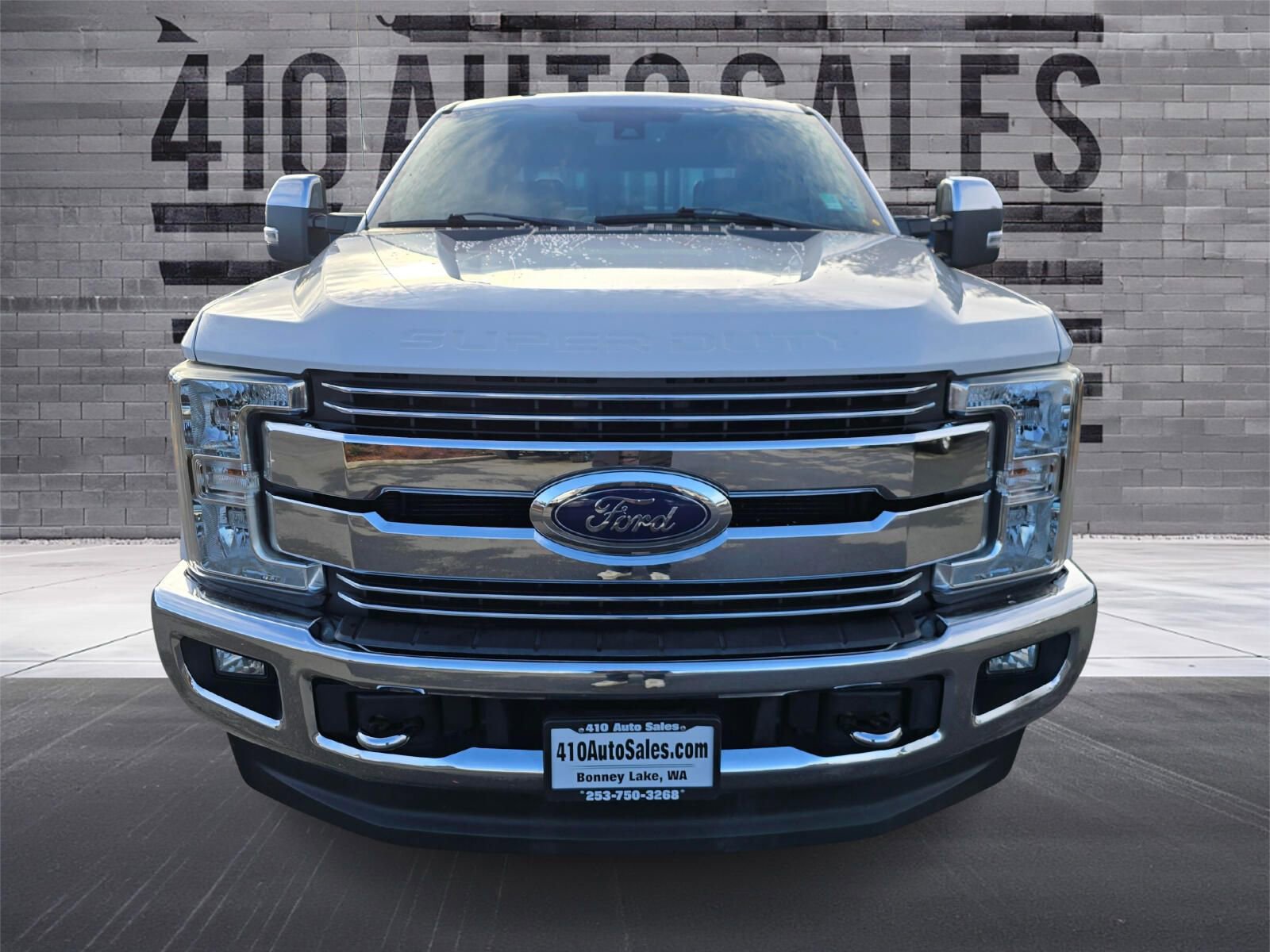 Used 2017 Ford F250 Lariat w/ Lariat Ultimate Package image 5