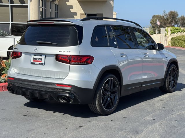 Used 2022 Mercedes-Benz GLB 35 AMG 4MATIC image 11