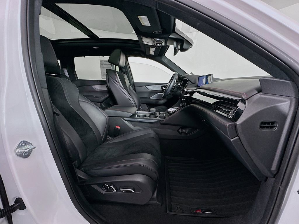 Used 2022 Acura MDX A-Spec image 30