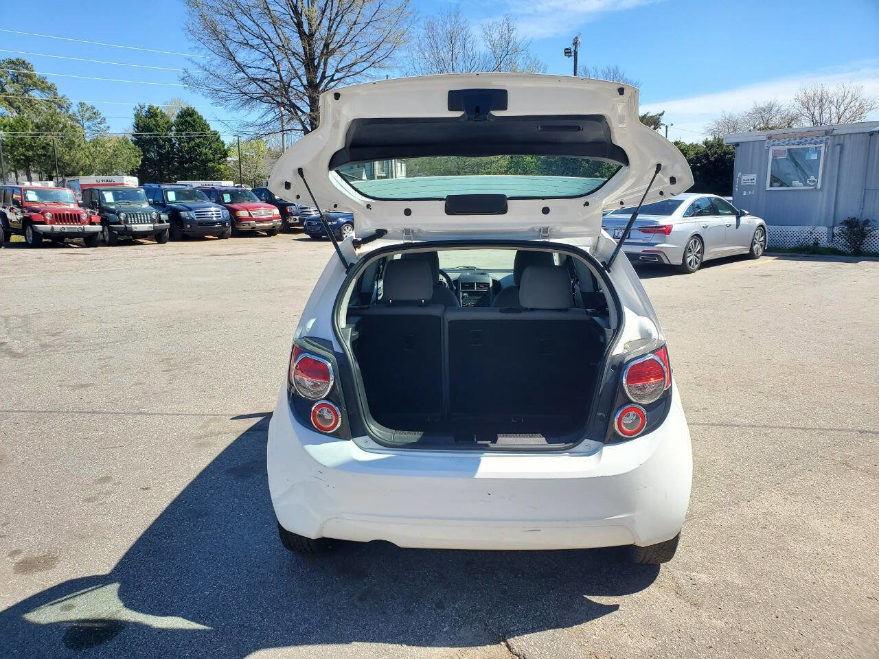 Used 2012 Chevrolet Sonic LS image 15