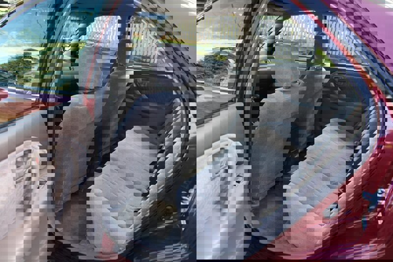 Used 1998 Toyota Camry LE FWD image 14