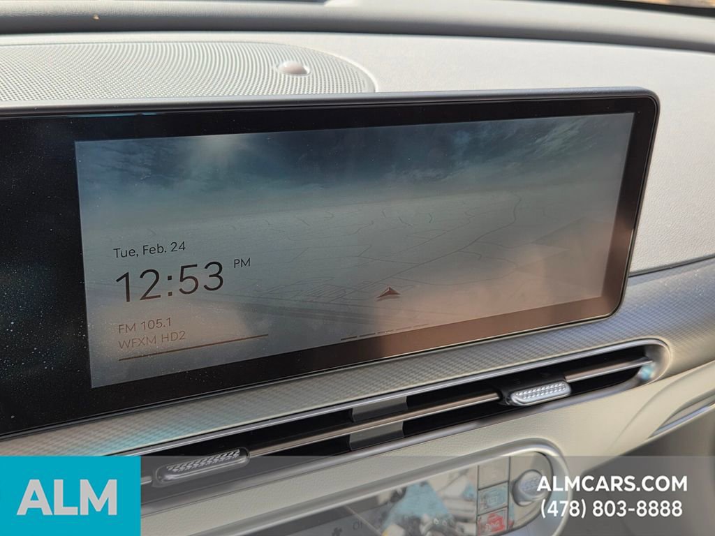 Used 2025 Genesis GV60 RWD image 19