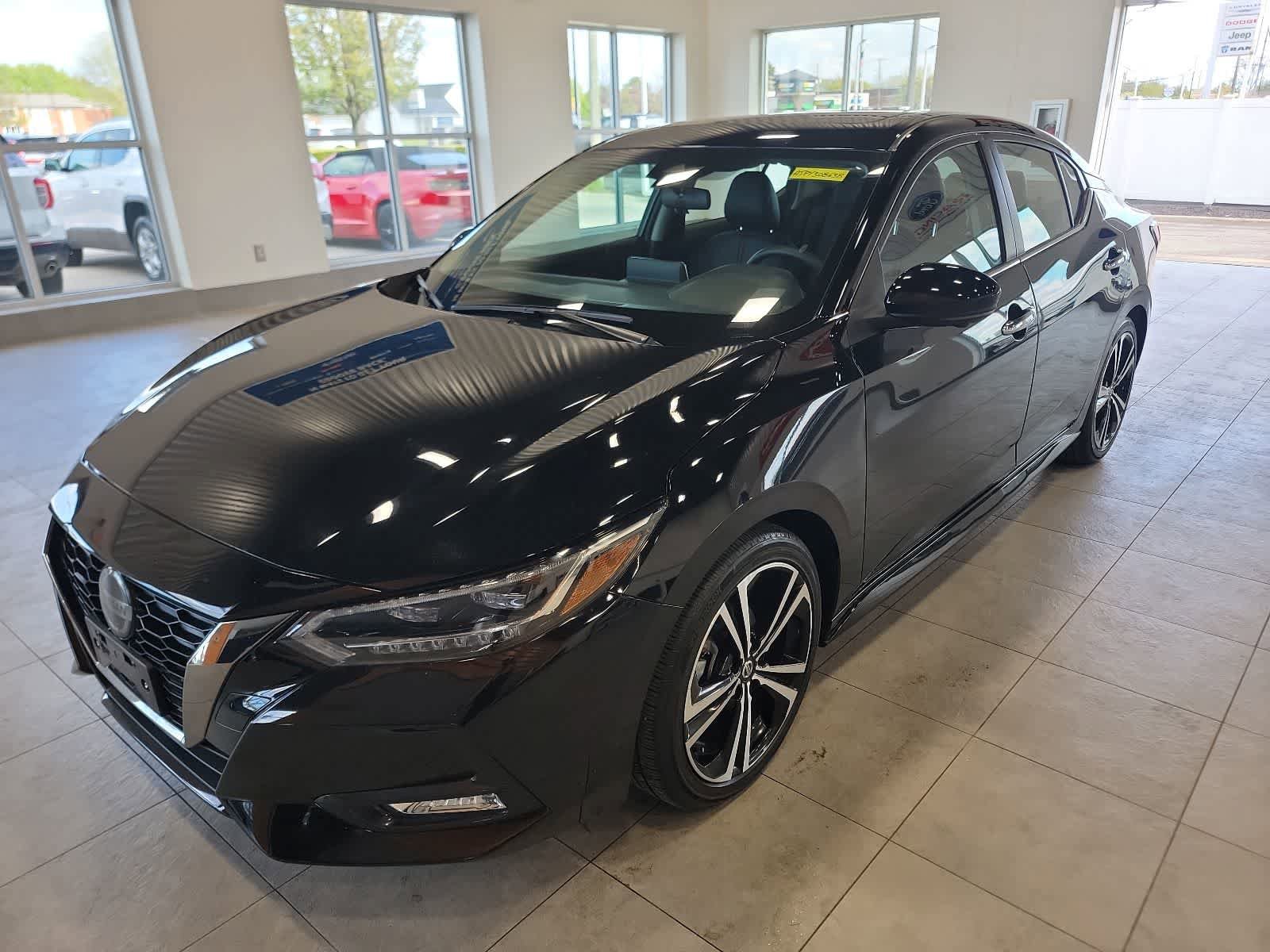 Used 2023 Nissan Sentra SR w/ SR Premium Package FWD image 1