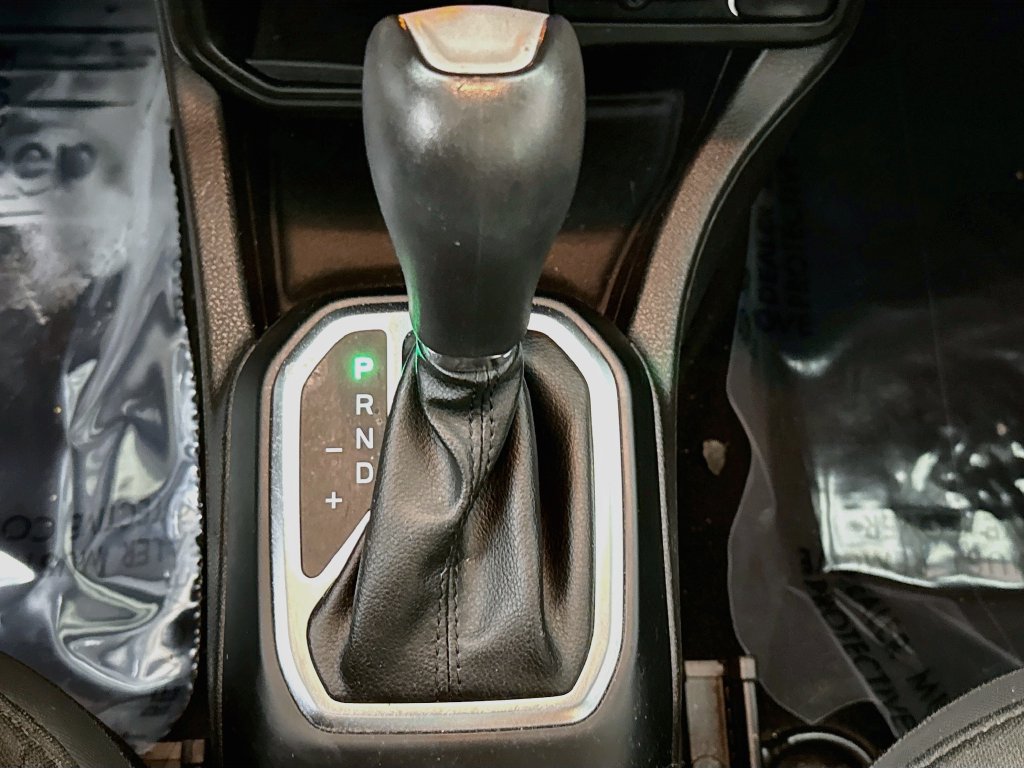 Used 2018 Jeep Renegade Altitude w/ Popular Equipment Group FWD image 19