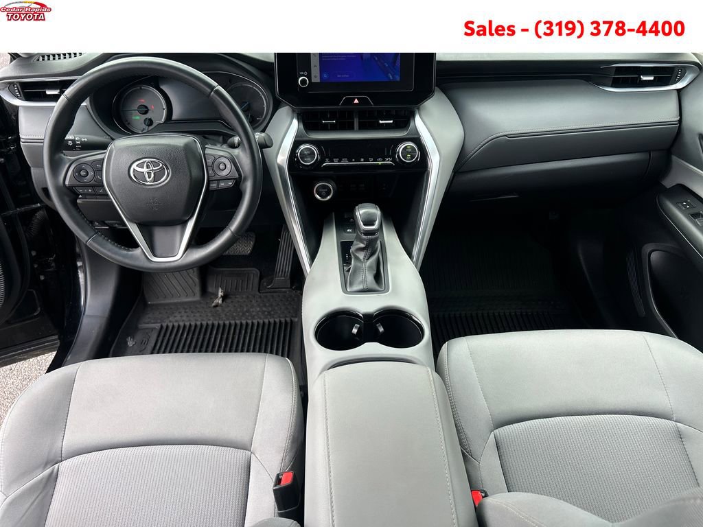 Certified 2023 Toyota Venza LE AWD/4WD image 13