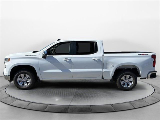 Used 2025 Chevrolet Silverado 1500 LT image 4