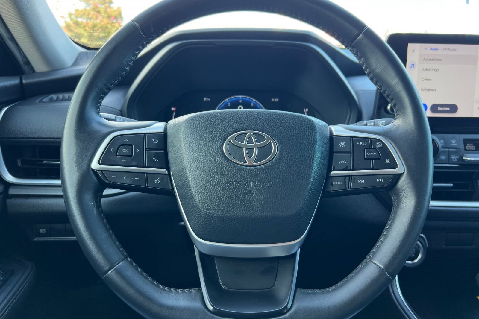 Used 2024 Toyota Grand Highlander FWD image 25