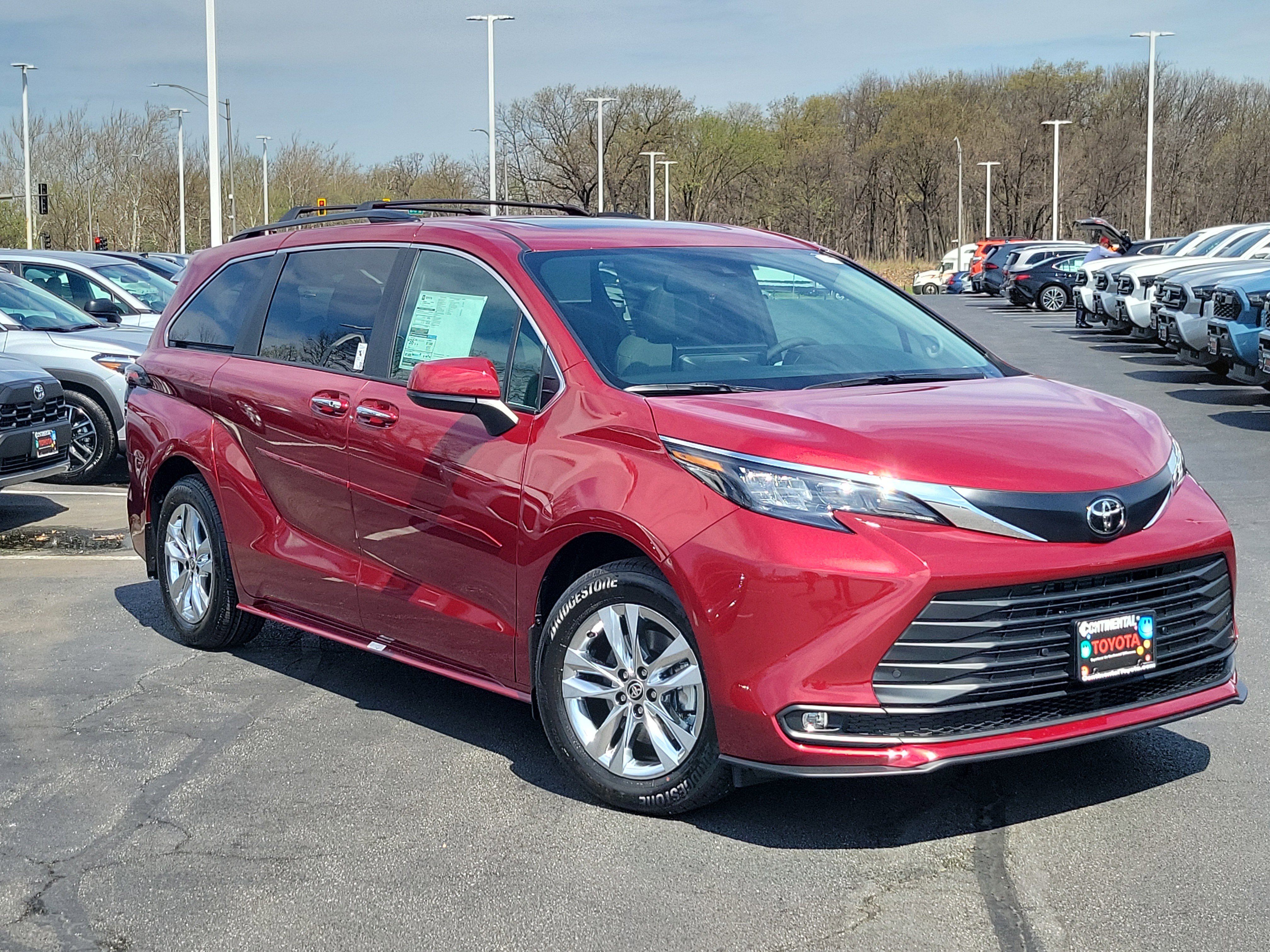 New 2026 Toyota Sienna XLE image 37