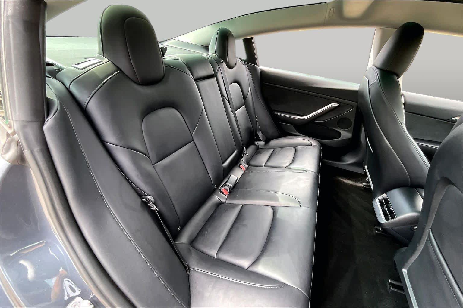 Used 2023 Tesla Model 3 Standard Range RWD image 16