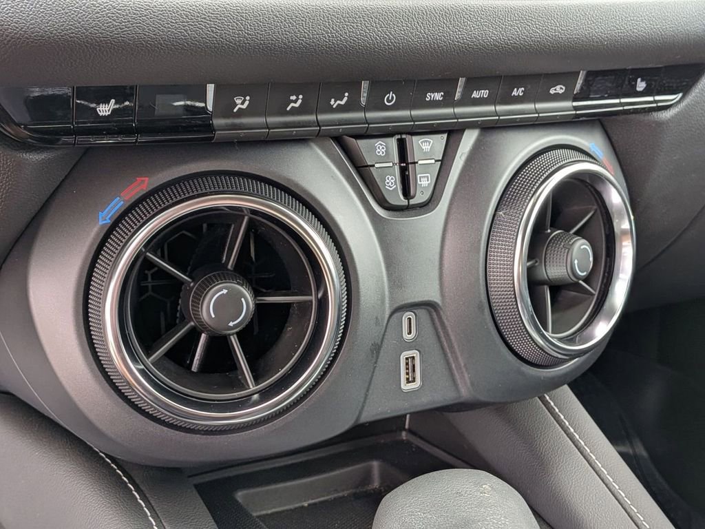 Used 2024 Chevrolet Blazer LT w/ Convenience Package AWD/4WD image 22