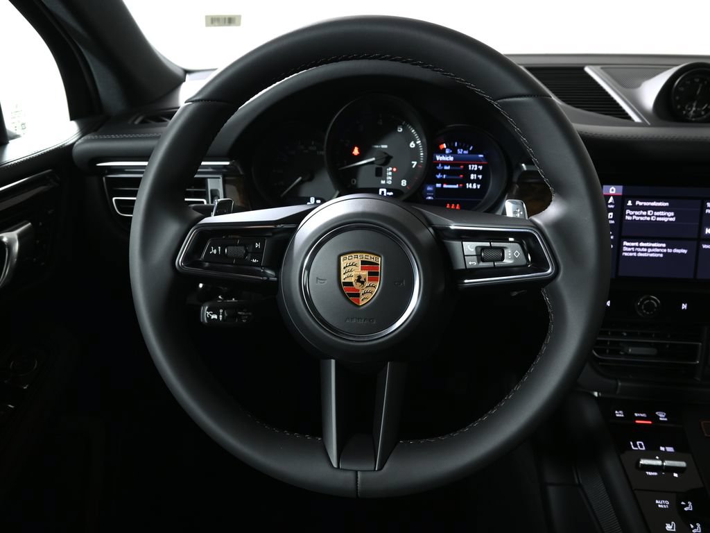 New 2026 Porsche Macan AWD/4WD image 18