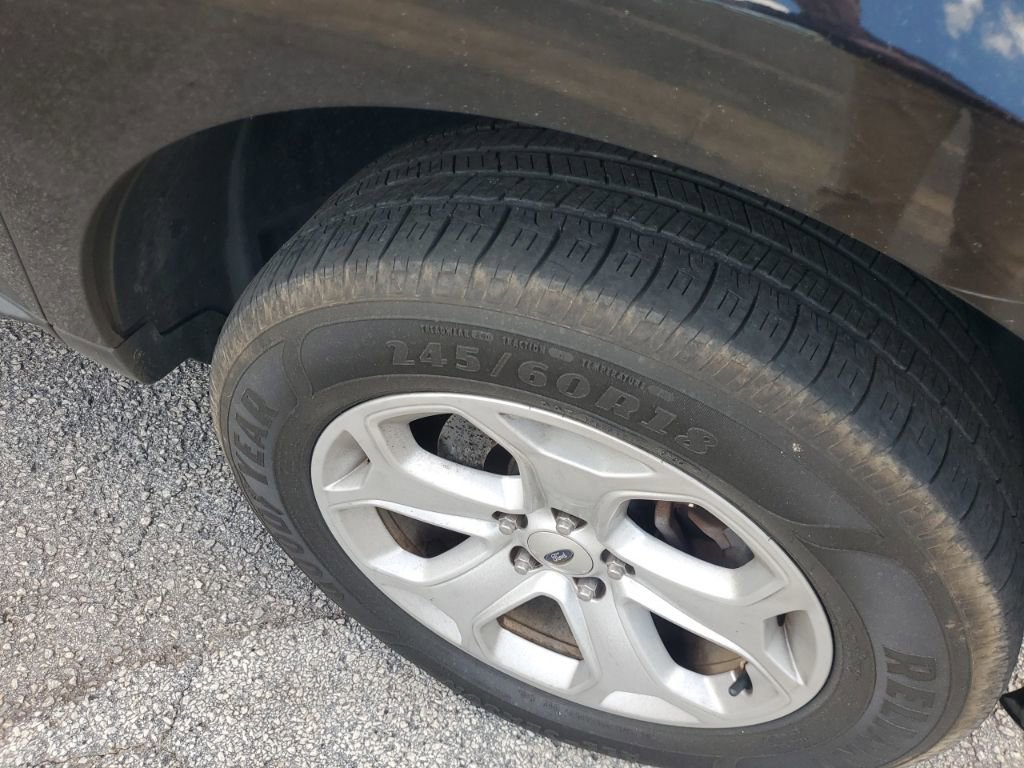 Used 2014 Ford Edge SE w/ Equipment Group 101A AWD/4WD image 5