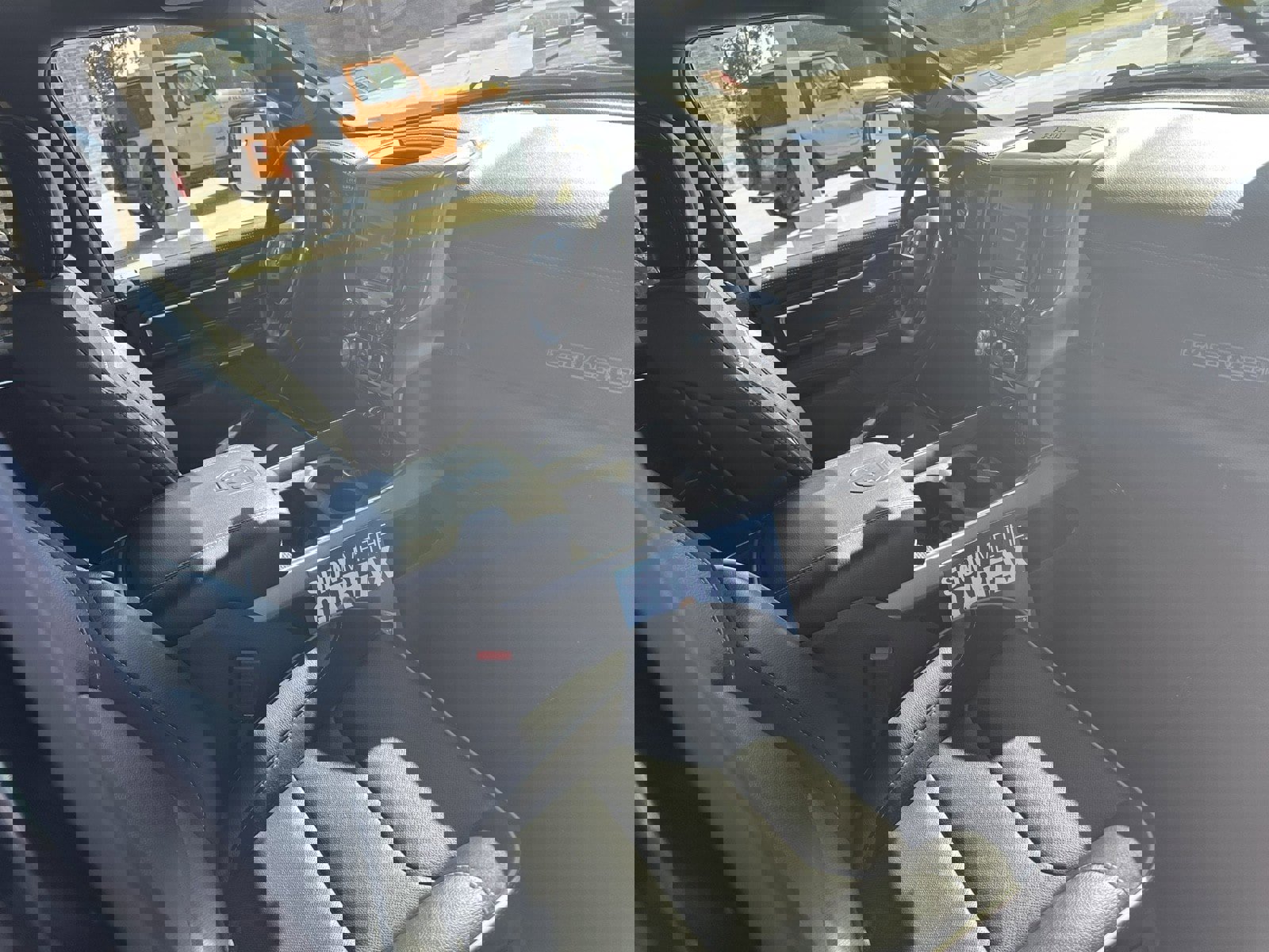 Used 2024 RAM 1500 Laramie image 8