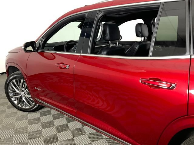 Used 2025 Buick Enclave Avenir w/ Super Cruise Package AWD/4WD image 38