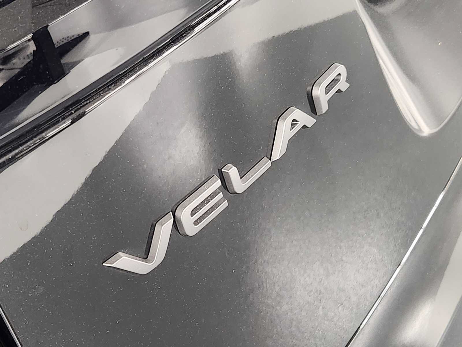 Used 2026 Land Rover Range Rover Velar S AWD/4WD image 13
