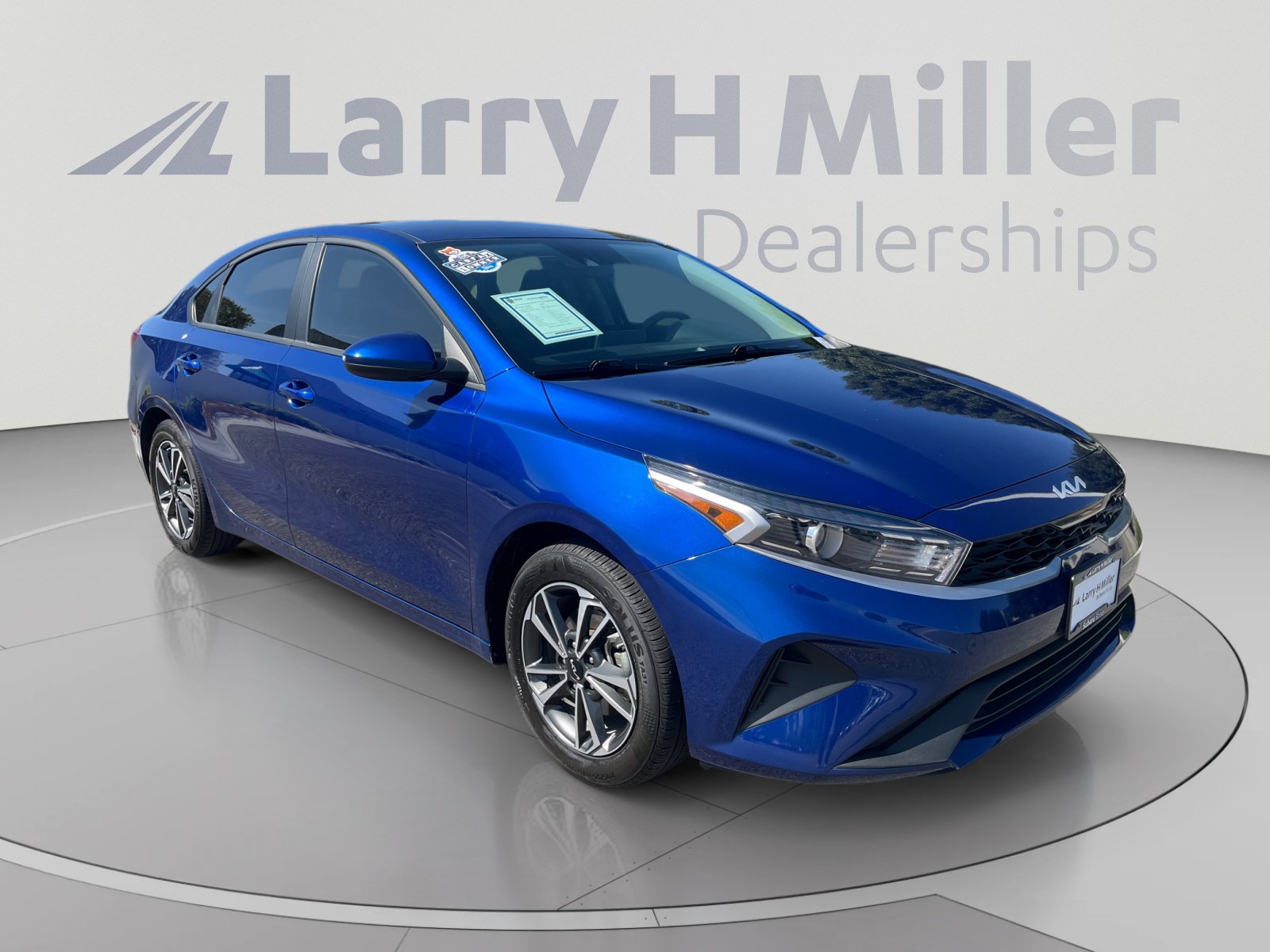 Used 2024 Kia Forte LXS FWD image 7