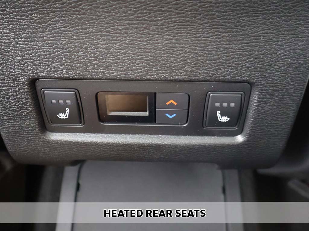 New 2025 Mitsubishi Outlander SEL image 11