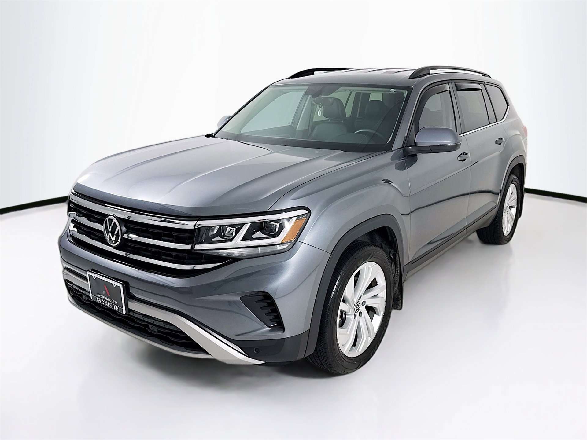 Used 2023 Volkswagen Atlas SE image 3