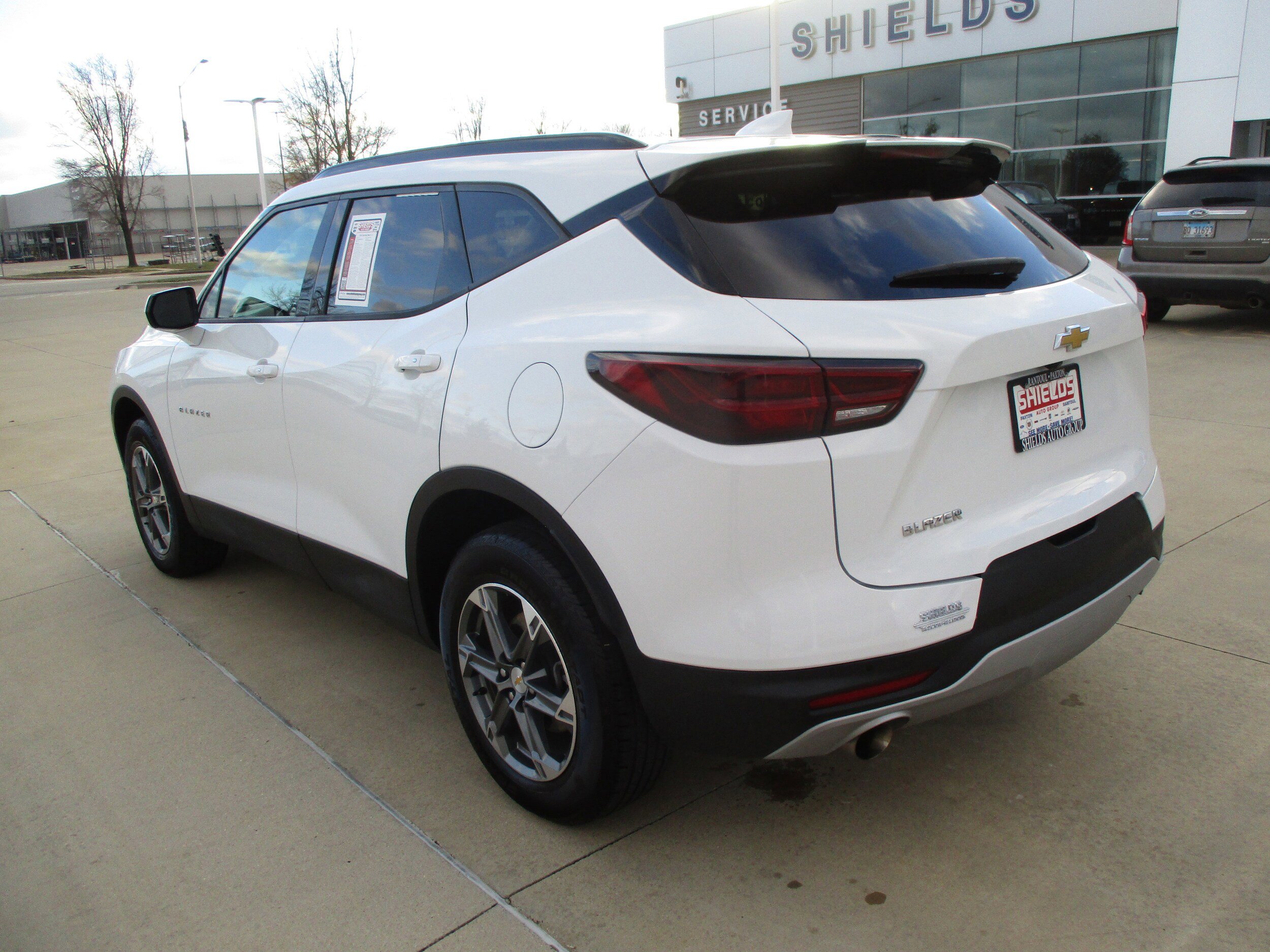 Used 2024 Chevrolet Blazer LT w/ Convenience Package FWD image 4