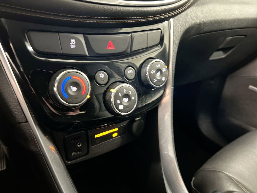 Used 2017 Chevrolet Trax Premier AWD/4WD image 16