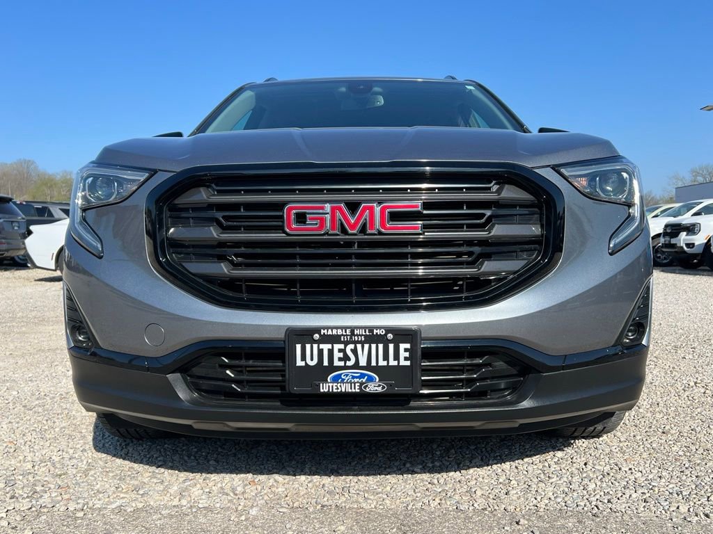 Used 2021 GMC Terrain SLT w/ Elevation Edition image 3