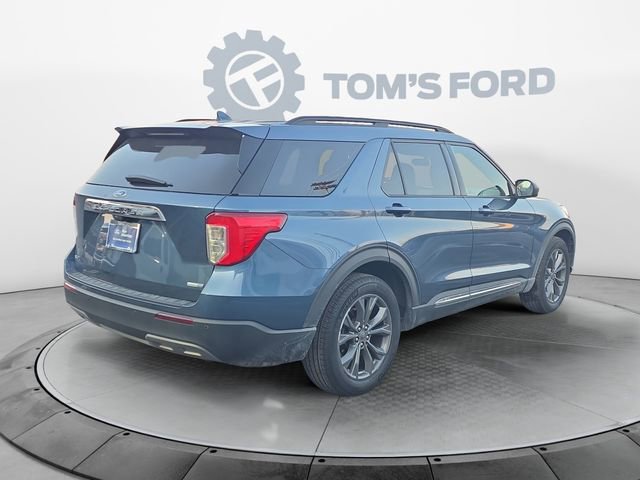 Certified 2020 Ford Explorer XLT w/ Equipment Group 202A image 5