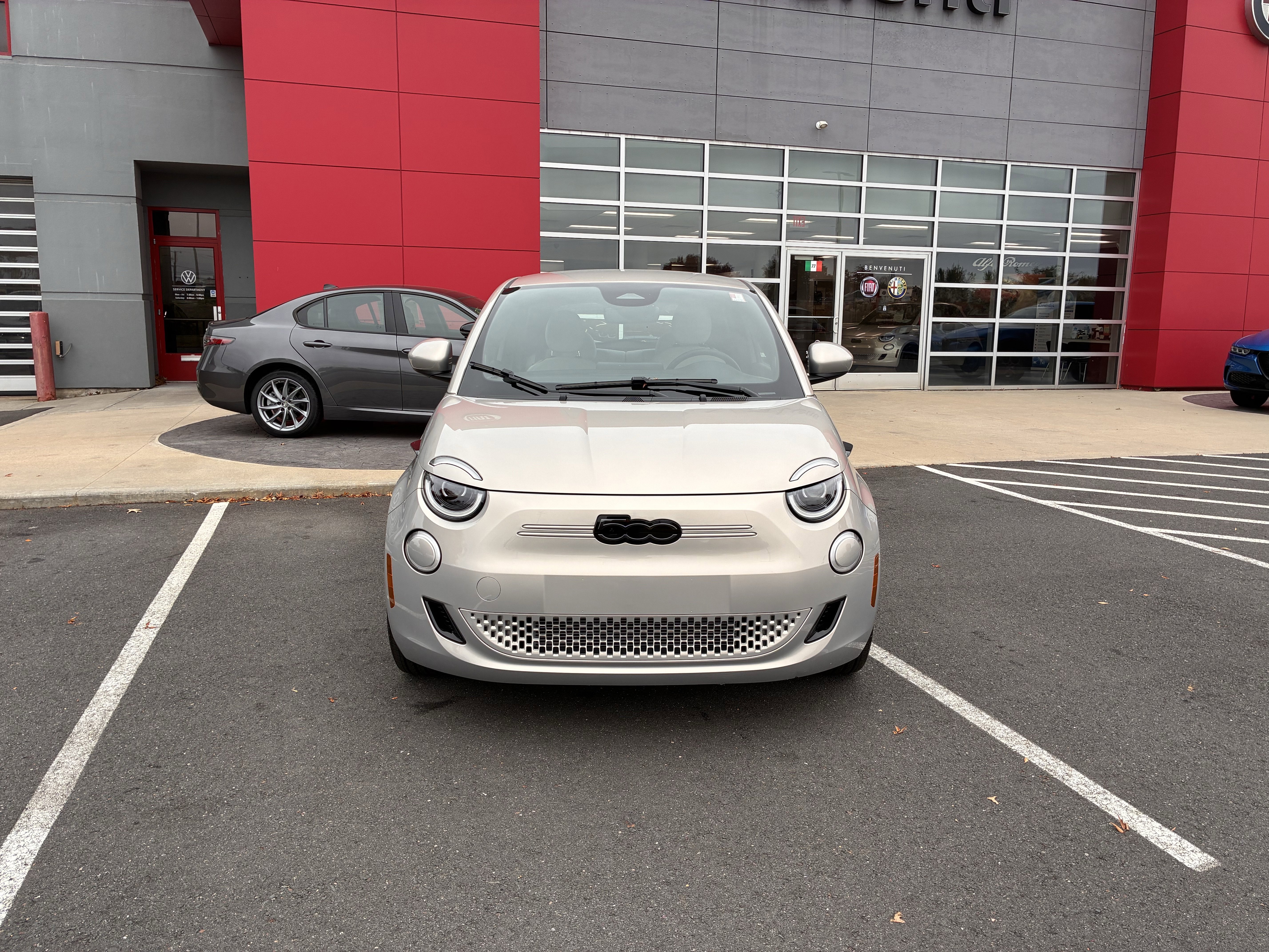 New 2025 FIAT 500 e image 2