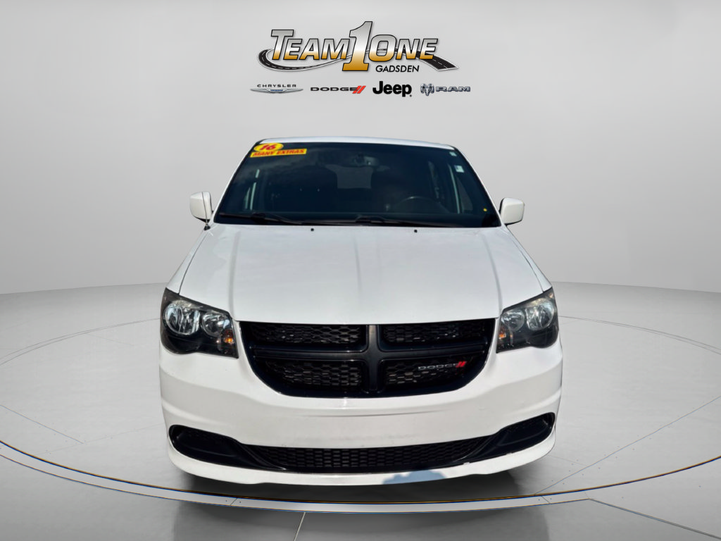 Used 2016 Dodge Grand Caravan SE FWD image 3