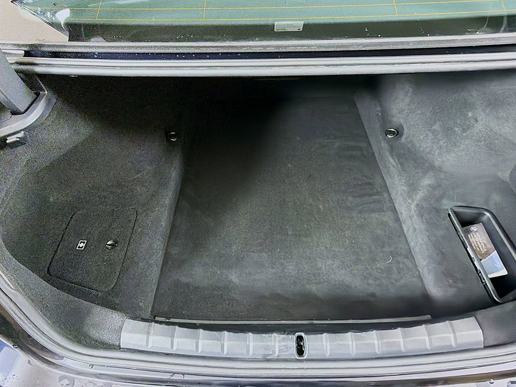 Used 2023 BMW 760i xDrive w/ Executive Package image 20