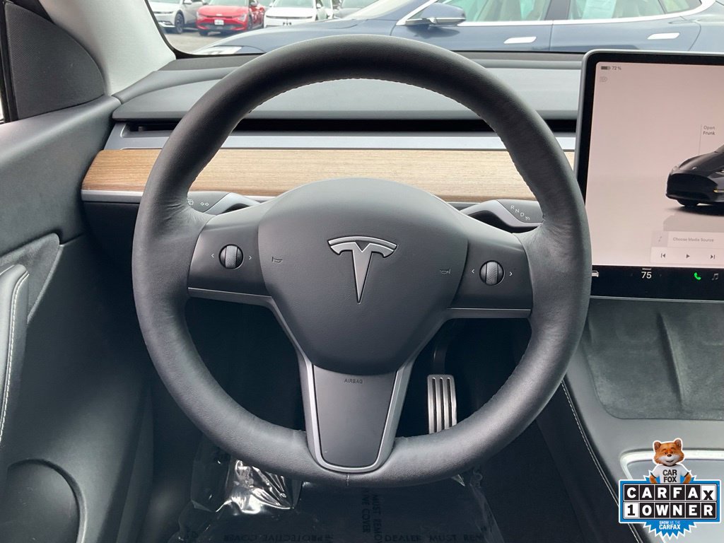 Used 2022 Tesla Model Y Performance AWD/4WD image 37