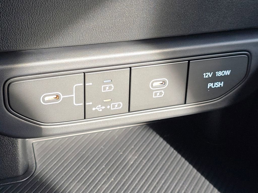 New 2025 Kia K4 LXS image 25