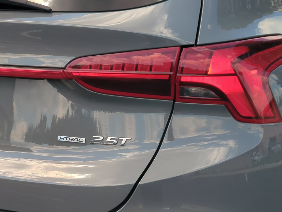 Used 2021 Hyundai Santa Fe Calligraphy AWD/4WD image 20