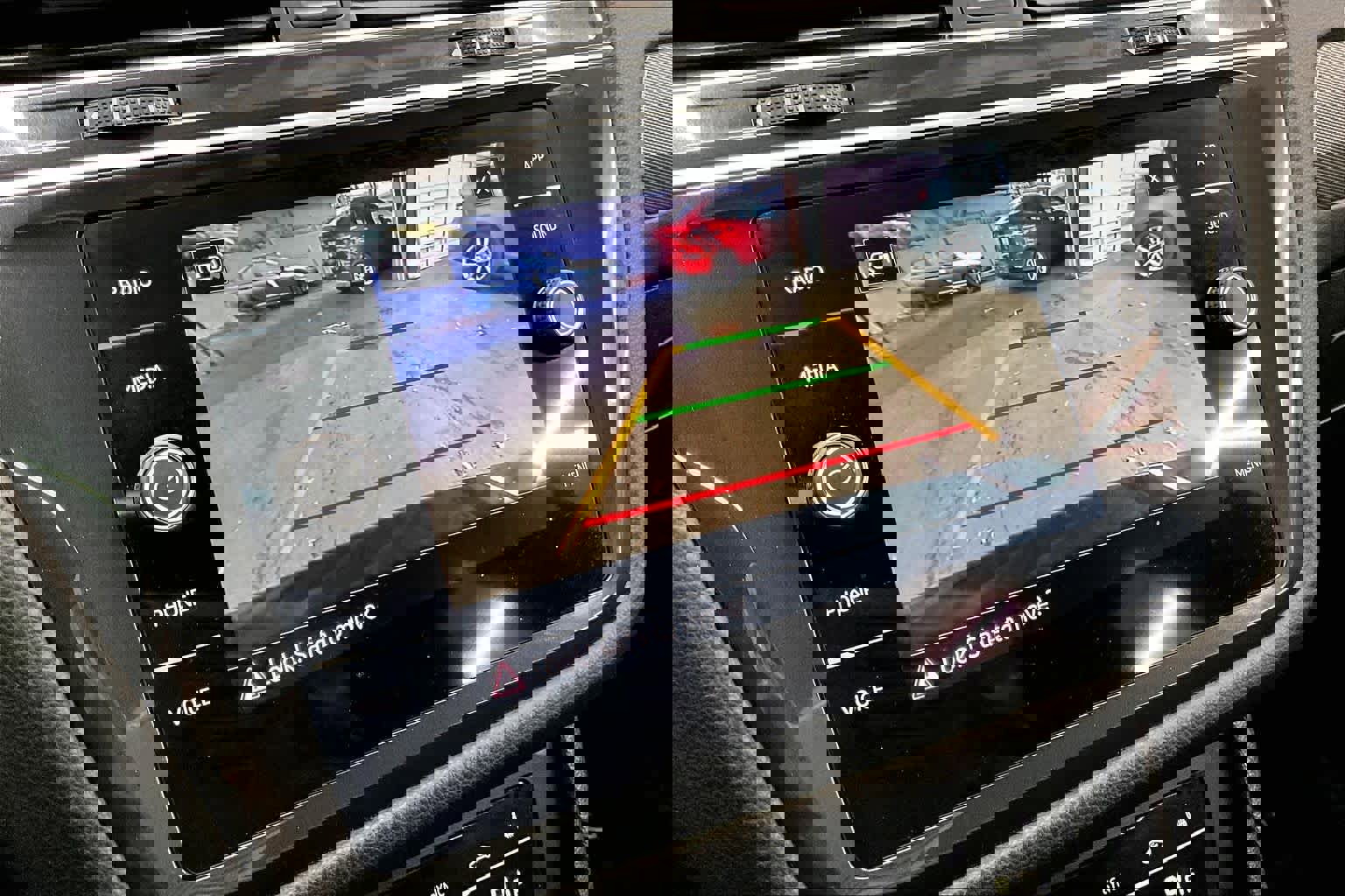 Used 2024 Volkswagen Tiguan SE R-Line image 24