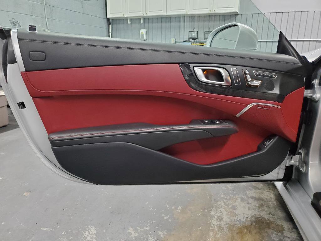 Used 2014 Mercedes-Benz SL 63 AMG image 14