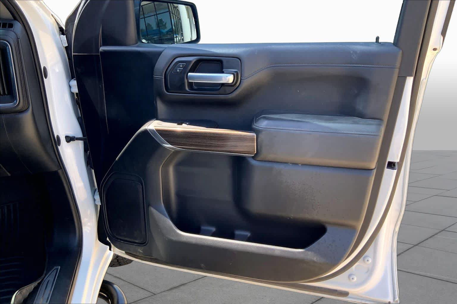 Used 2021 Chevrolet Silverado 1500 RST w/ Z71 Off-Road Package AWD/4WD image 23