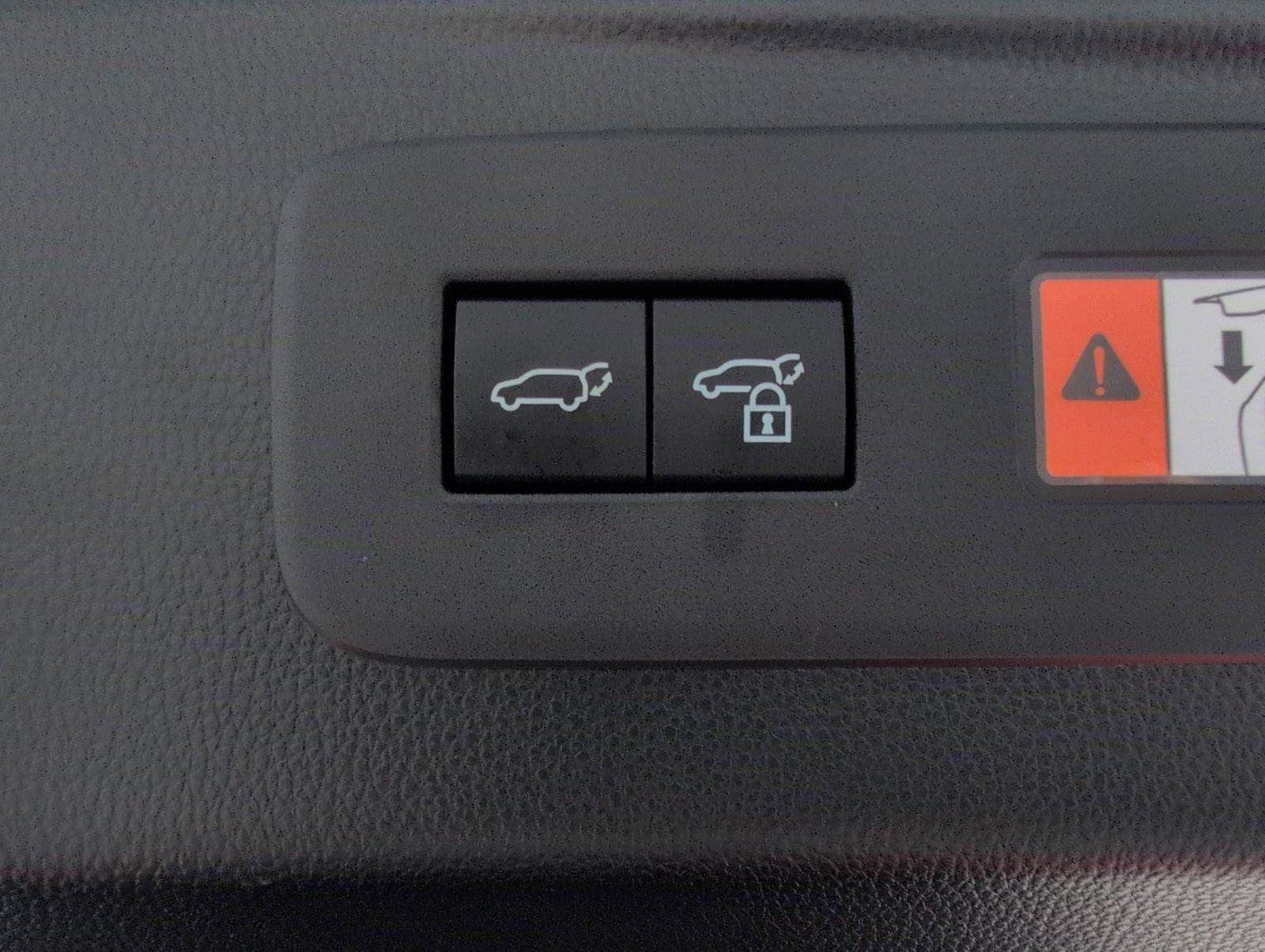 Certified 2025 Lexus GX 550 image 14