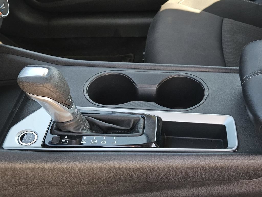 Used 2025 Nissan Altima 2.5 SV FWD image 31