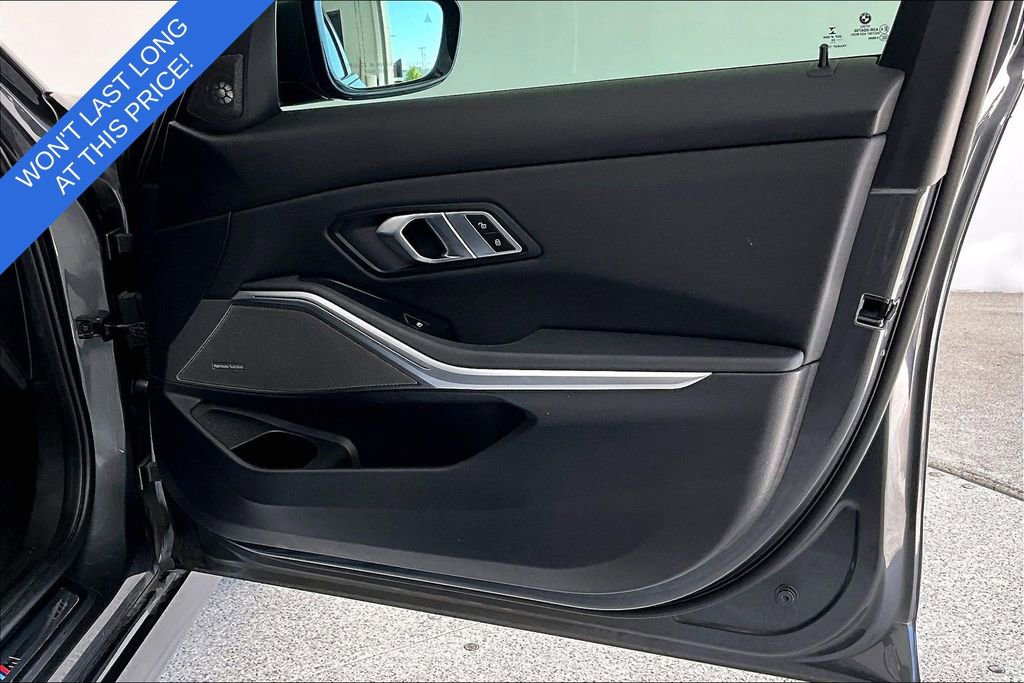 Used 2020 BMW 330i Sedan w/ M Sport Package image 25