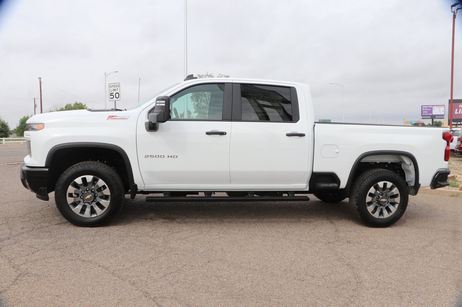 New 2026 Chevrolet Silverado 2500 Custom w/ Custom Value Package AWD/4WD image 4