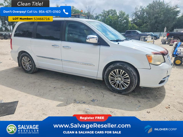 Used 2013 Chrysler Town & Country Touring-L w/ Driver Convenience Group FWD image 5