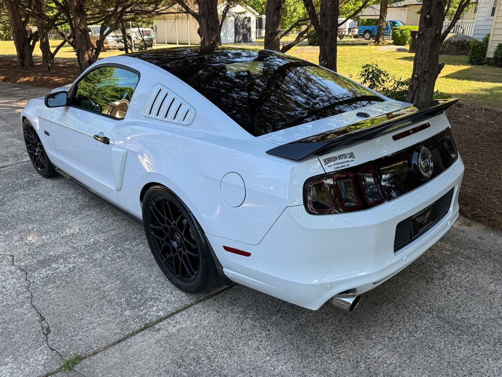 Used 2014 Ford Mustang GT Premium w/ GT Track Package RWD image 24