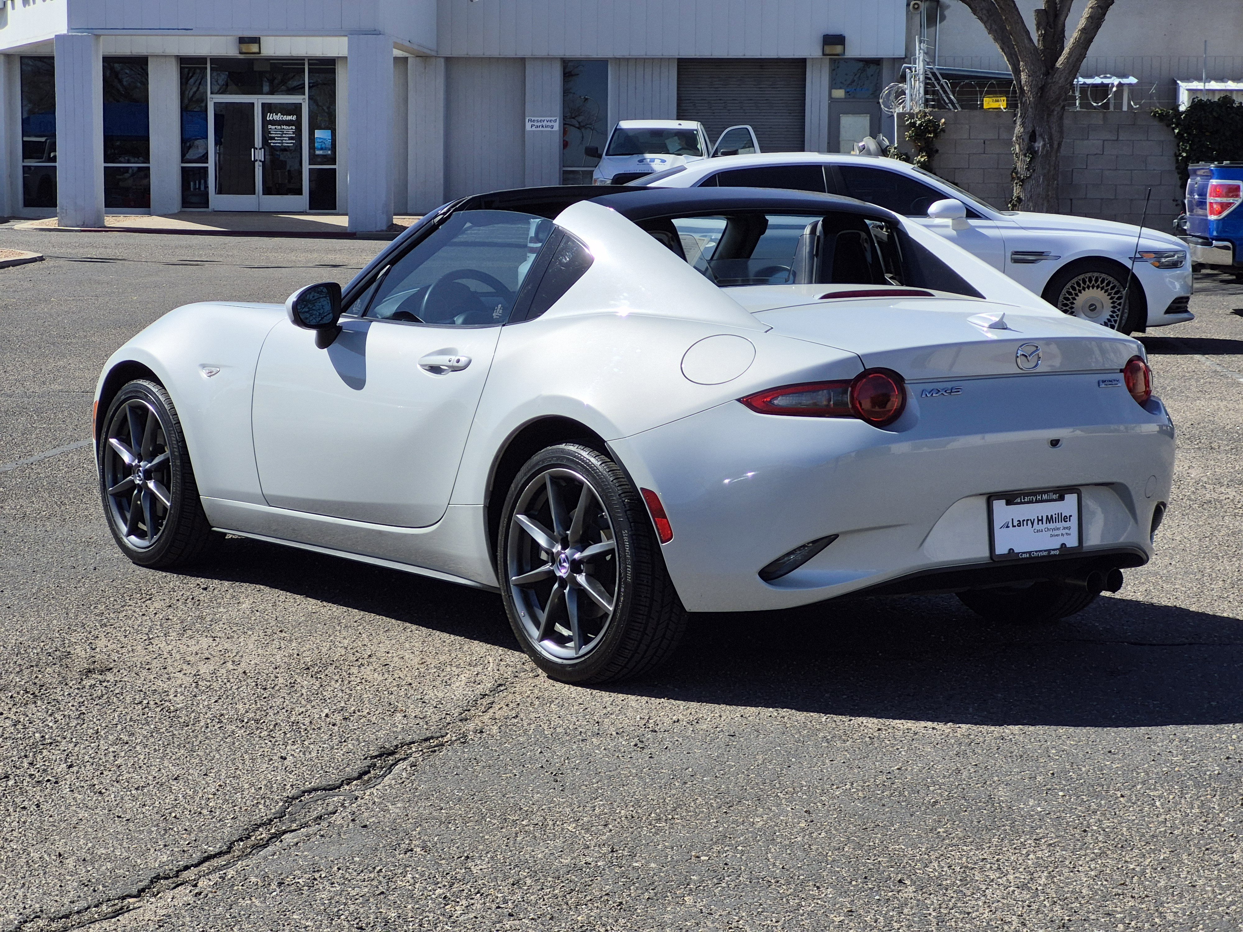 Used 2019 MAZDA MX-5 Miata RF Grand Touring image 5