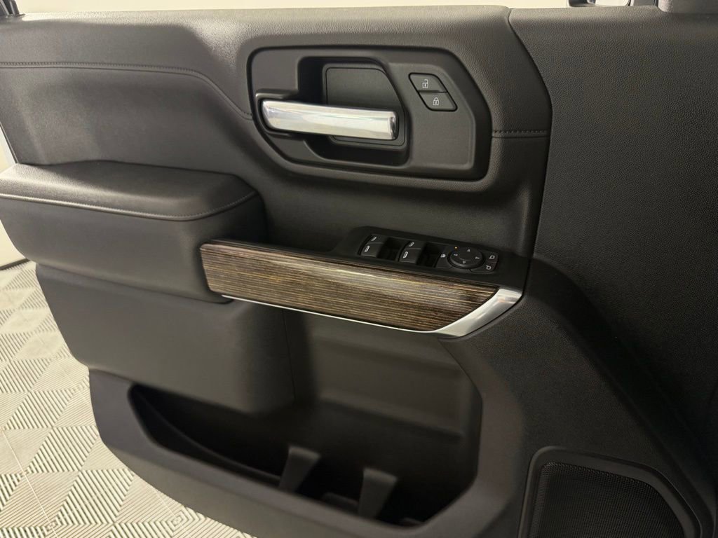 Used 2023 GMC Sierra 2500 SLE w/ SLE Value Package; image 25