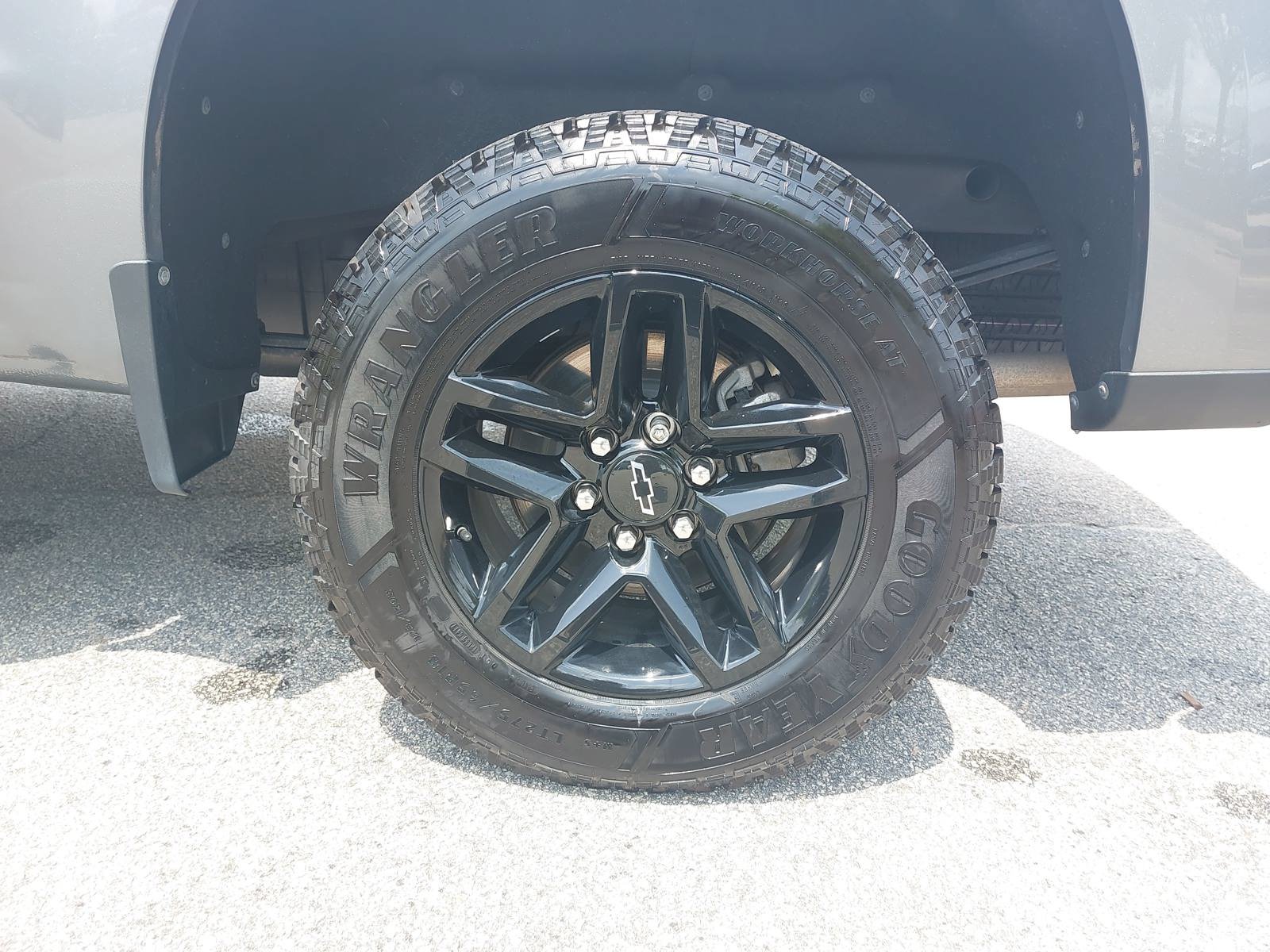 Used 2021 Chevrolet Silverado 1500 LT Trail Boss w/ Convenience Package II AWD/4WD image 36